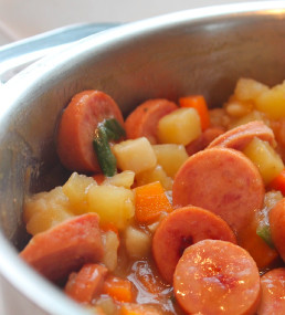 pot of vegetable soup