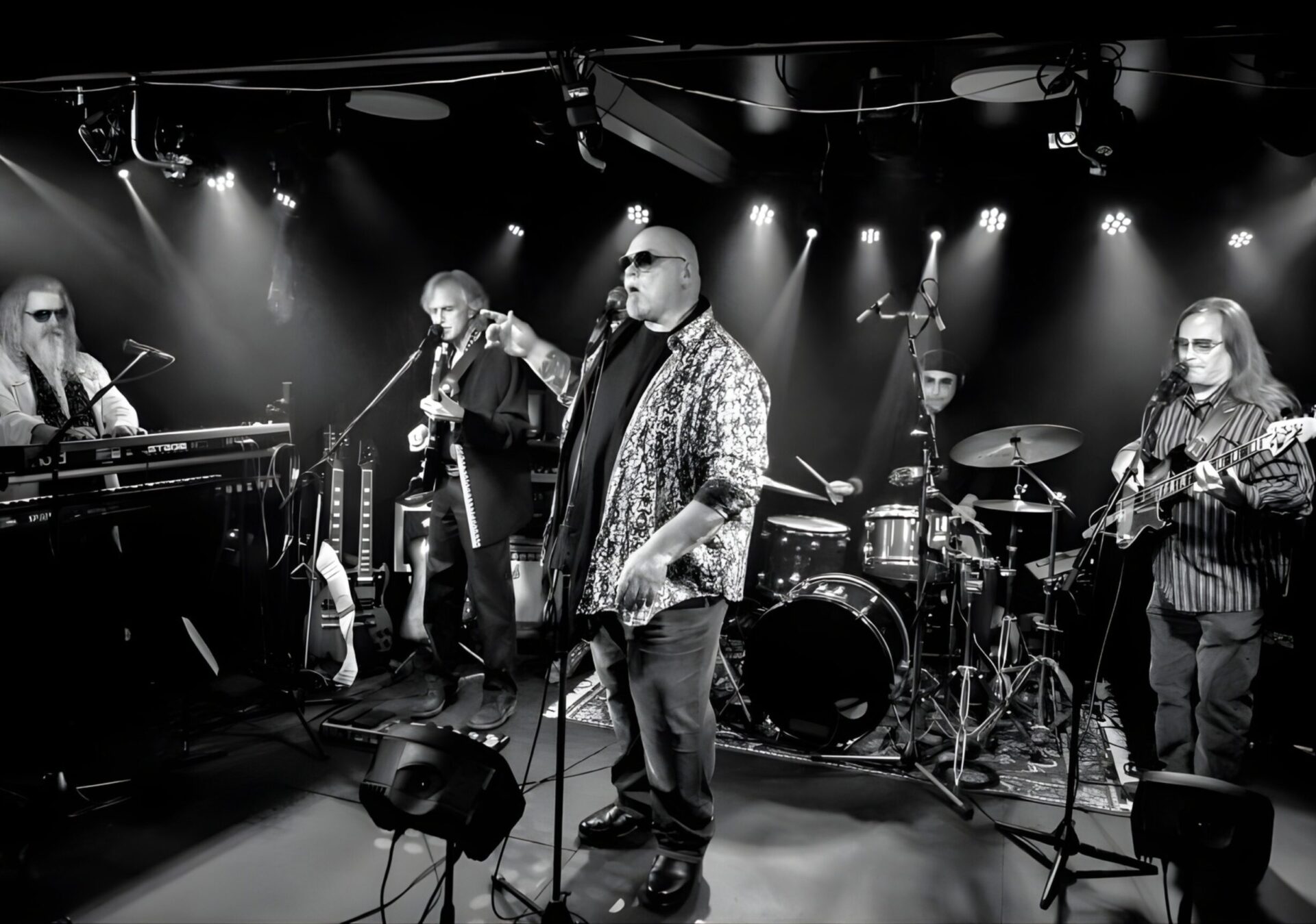 One Hit Wonderers performing